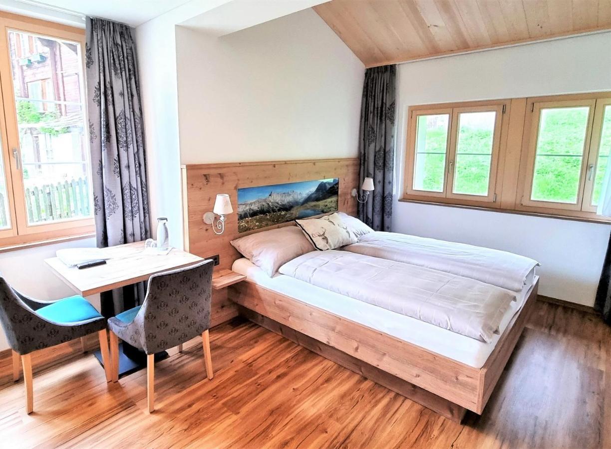 Triftblick Bed and Breakfast Gadmen Eksteriør billede