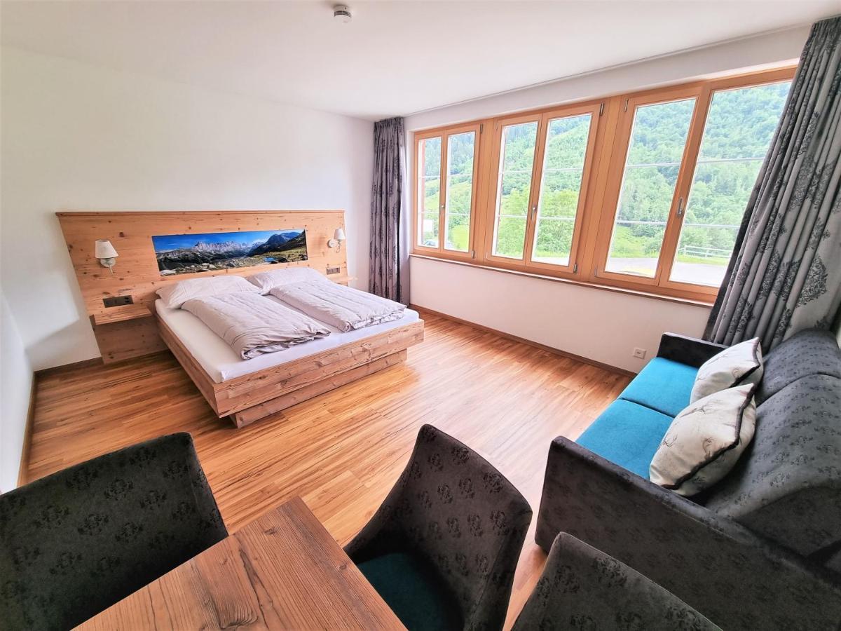 Triftblick Bed and Breakfast Gadmen Eksteriør billede