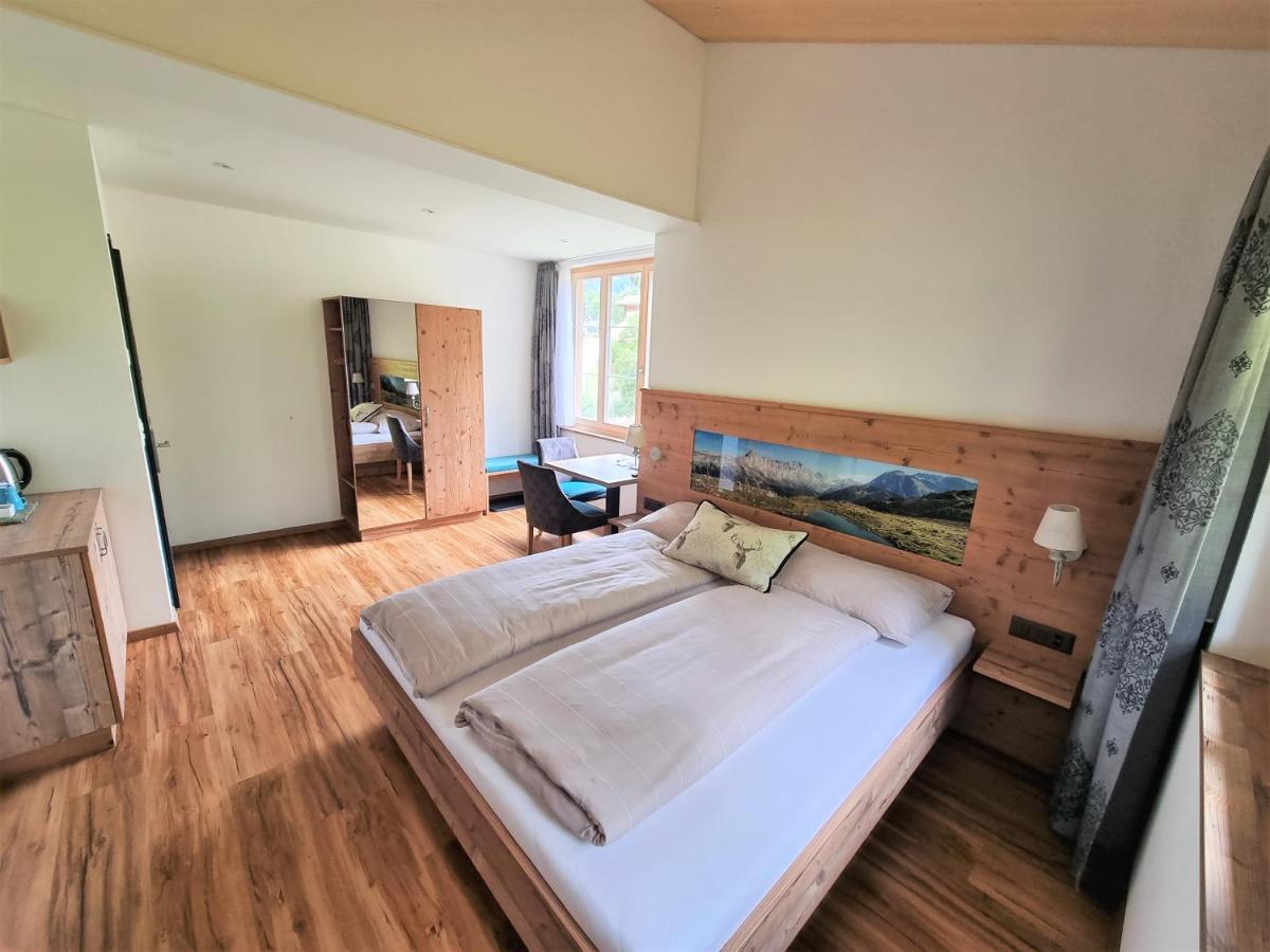 Triftblick Bed and Breakfast Gadmen Eksteriør billede
