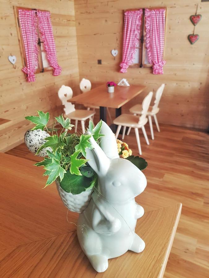 Triftblick Bed and Breakfast Gadmen Eksteriør billede